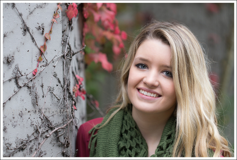 Blog Megan Senior Portraits-10