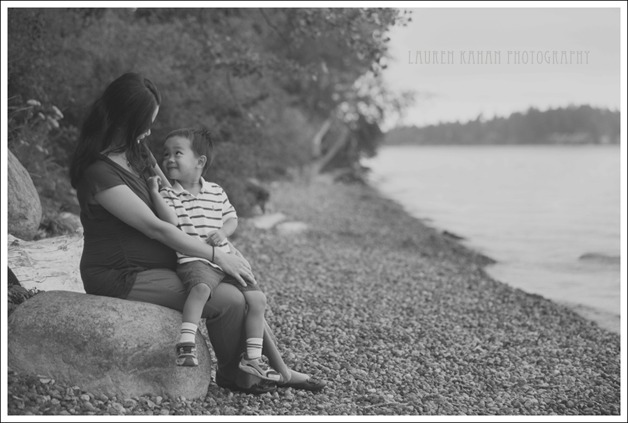 Blog J J T Seattle Maternity Photographer-9
