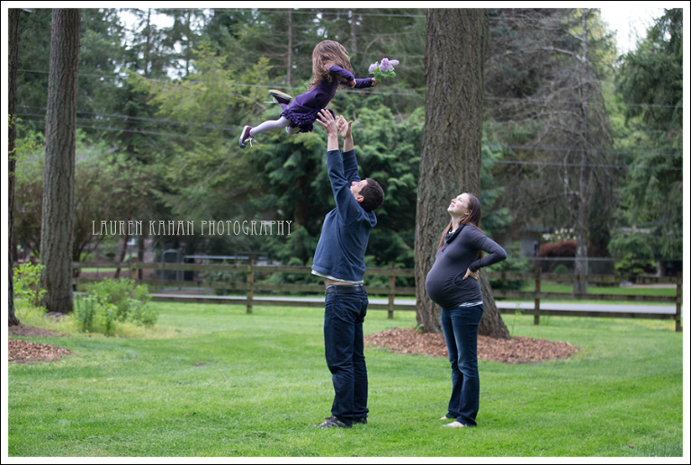 Blog Seattle Maternity Photographer-Z-19