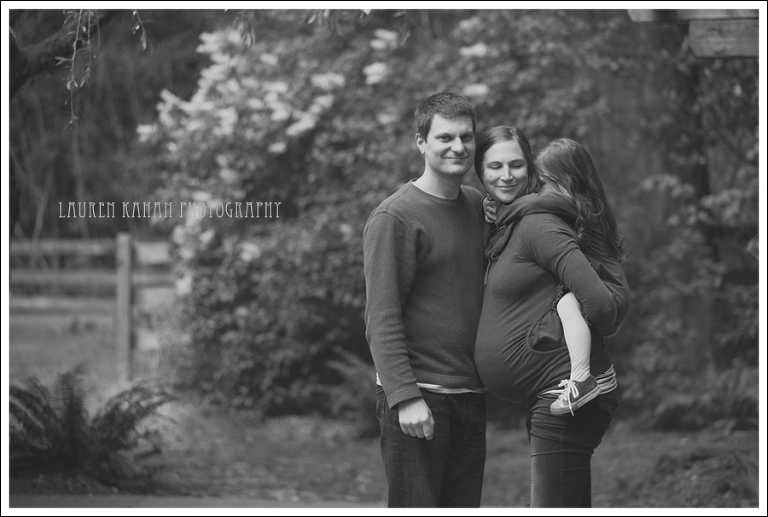Blog Seattle Maternity Photographer-Z-39