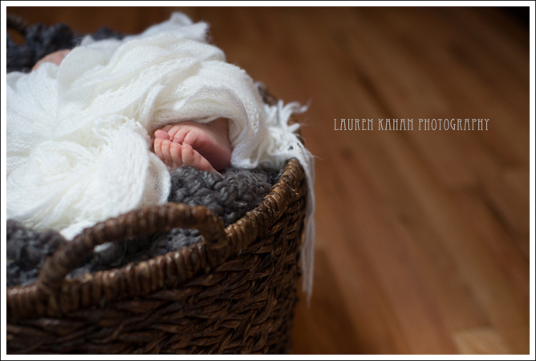 Blog Seattle Lifestyle Newborn Photography-James-11