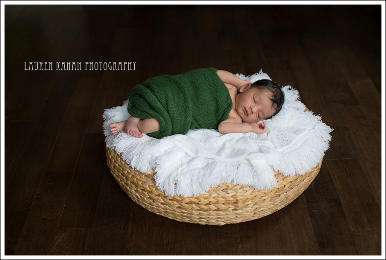Blog Seattle Newborn Photographer-Rahil-14