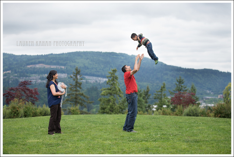 Blog Seattle Newborn Photographer-Rahil-33