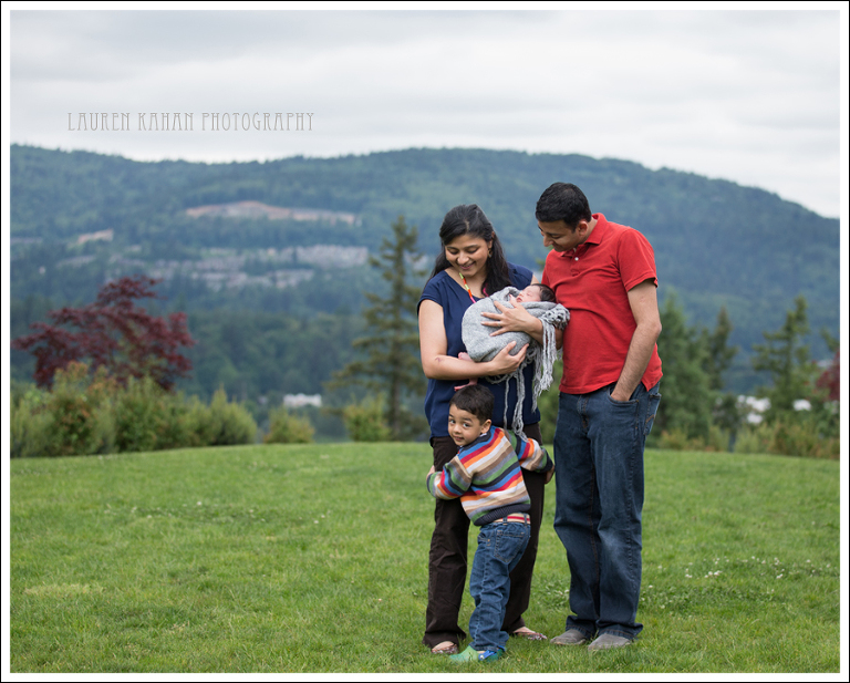 Blog Seattle Newborn Photographer-Rahil-34