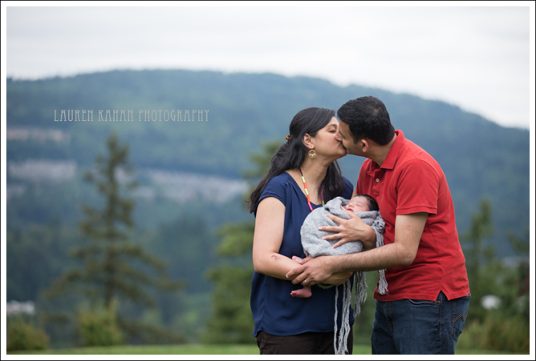 Blog Seattle Newborn Photographer-Rahil-36