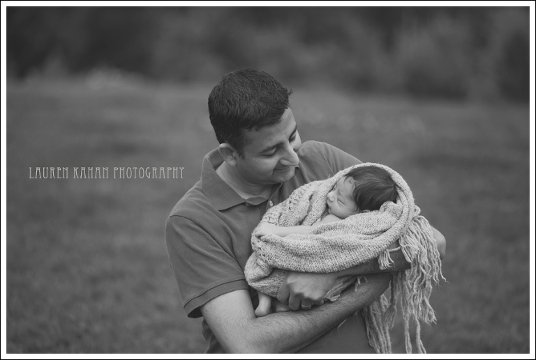 Blog Seattle Newborn Photographer-Rahil-42