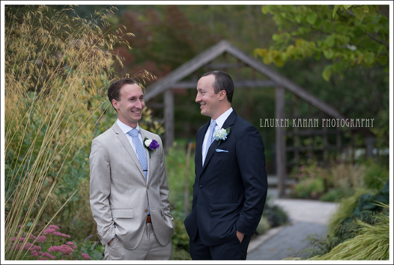 Blog Seattle Wedding Photographer-Roberts-54