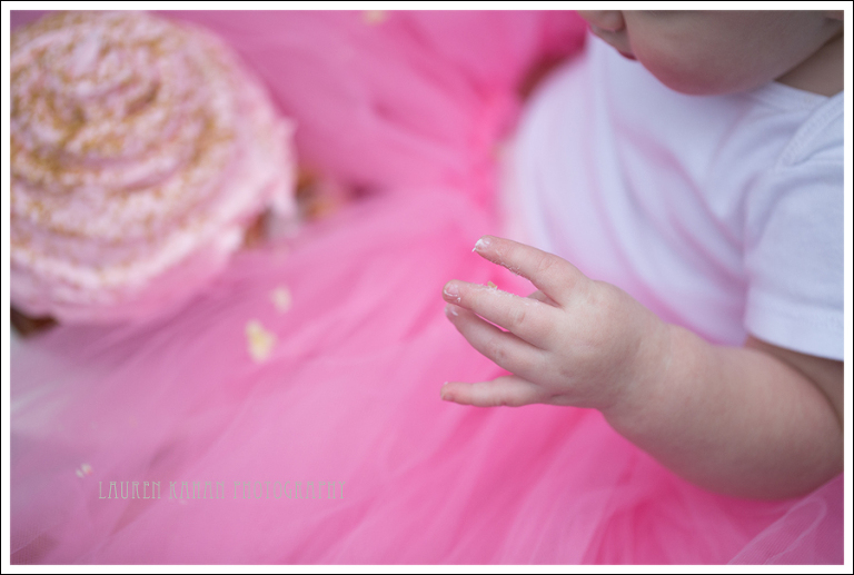 Blog Seattle Cake Smash Session Olivia-9