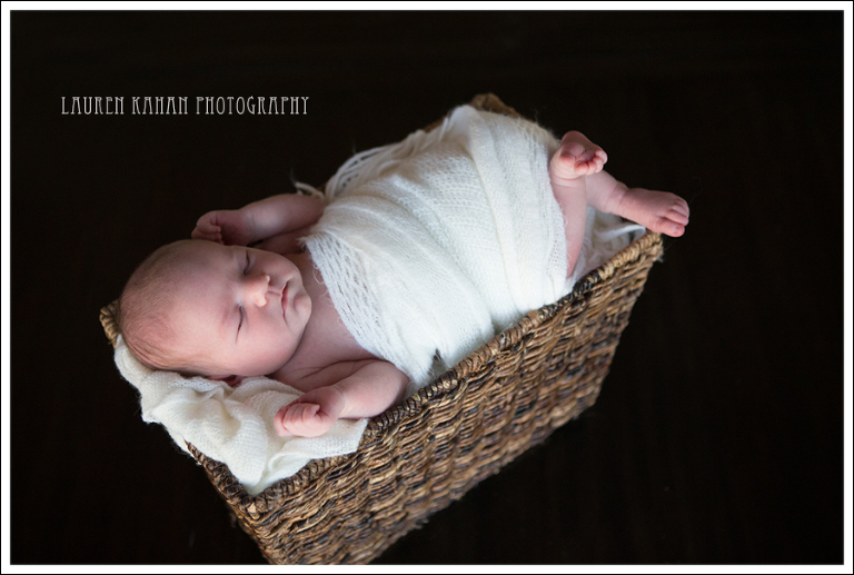Blog West Seattle Newborn Lifestyle Photographer Kenzie-12
