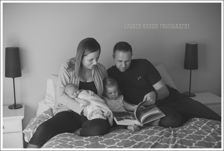 Blog West Seattle Newborn Lifestyle Photographer Kenzie-8