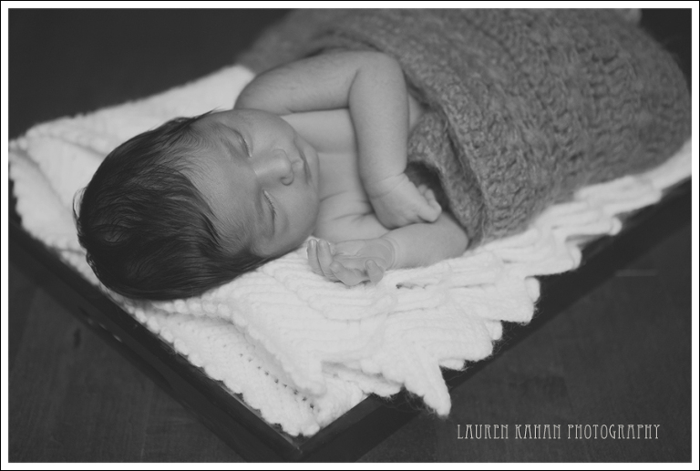 Blog West Seattle Newborn Lifestyle Photographer Naiya-16