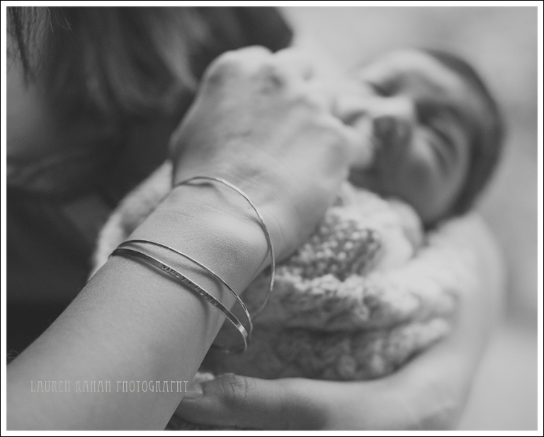 Blog West Seattle Newborn Lifestyle Photographer Naiya-33
